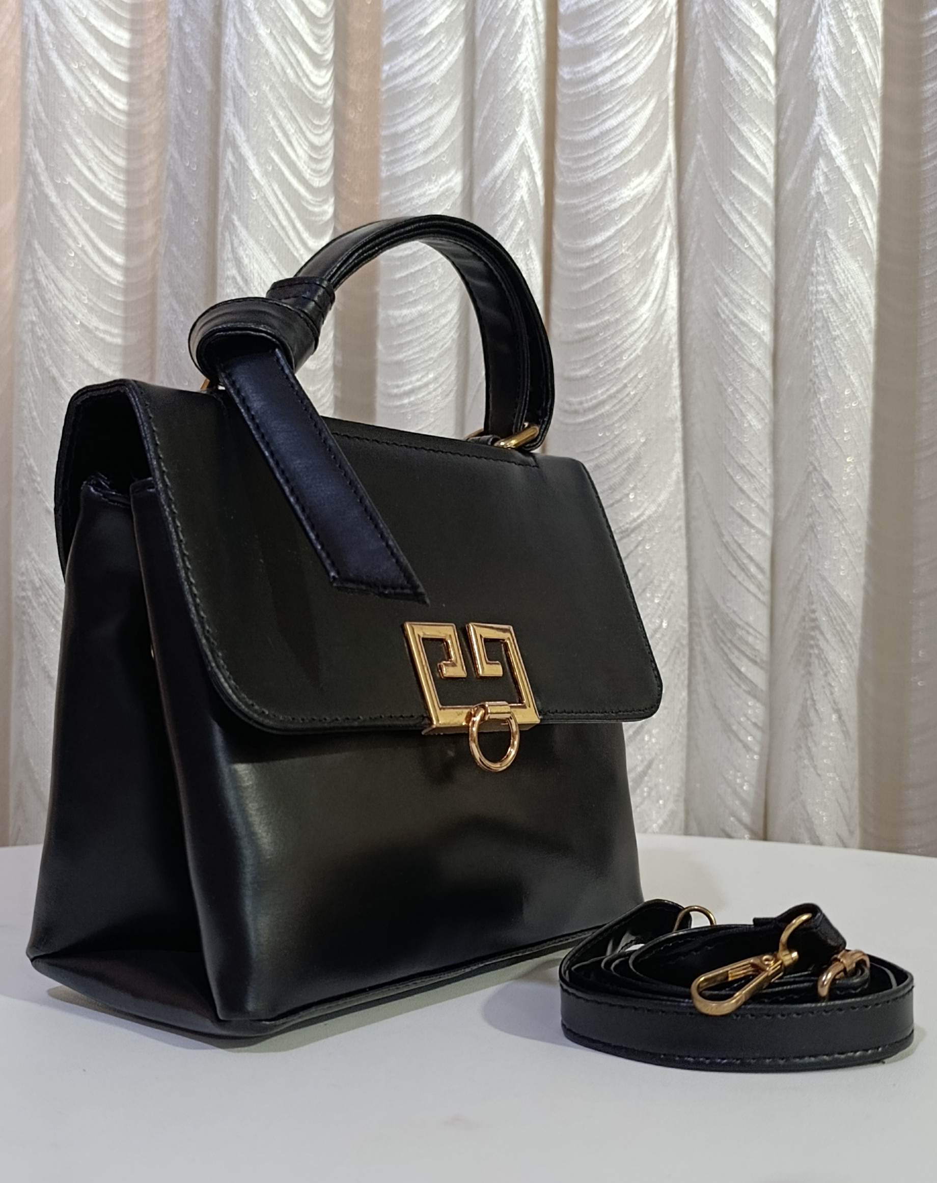 کیف زنانه مشکی قلبی